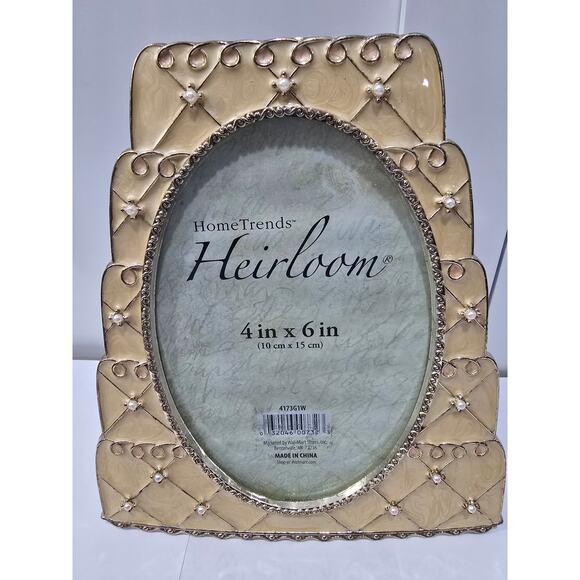 HomeTrends Heirloom 4x6 Photo Frame – Vintage New Old Stock – Pearl Accents - Picture 1 of 9